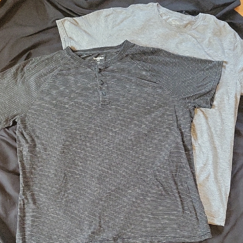 Goodfellow & Co Black and Gray Short Sleeve Tees